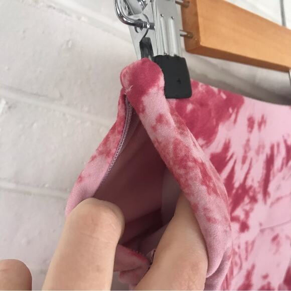 Lorna Jane Pink Tie Dye Activewear Leggings - Picture 5 of 8